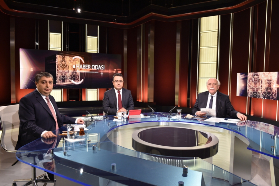 TRT News program hosts Minister Avcı on live program